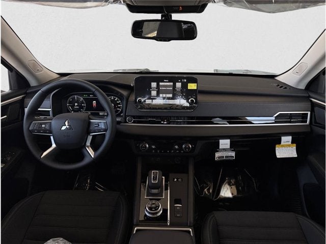 2025 Mitsubishi Outlander Plug-In Hybrid SE Sport Utility 4D