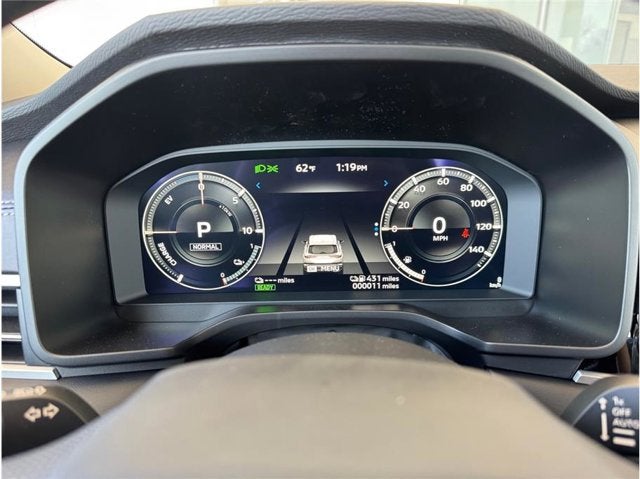 2025 Mitsubishi Outlander Plug-In Hybrid SE Sport Utility 4D