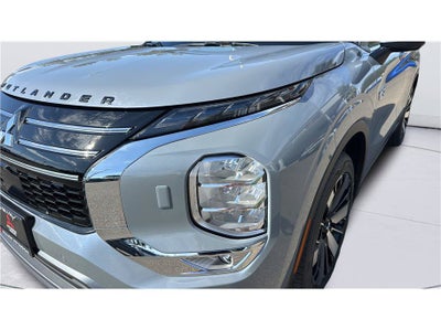 2026 Mitsubishi Outlander Plug-In Hybrid SE