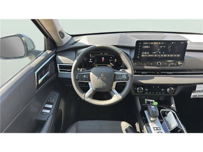 2026 Mitsubishi Outlander Plug-In Hybrid SE