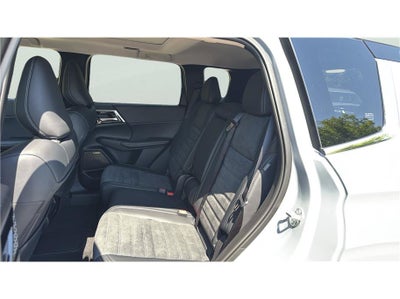 2026 Mitsubishi Outlander Plug-In Hybrid SE