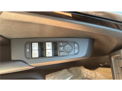 2026 Mitsubishi Outlander Plug-In Hybrid SE