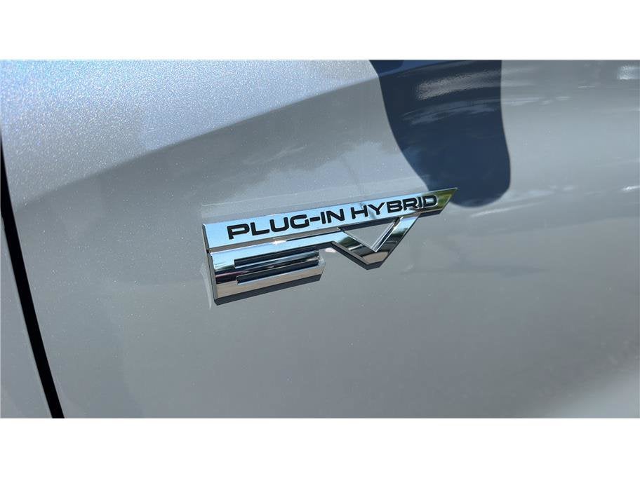 2026 Mitsubishi Outlander Plug-In Hybrid SE