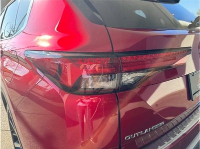 2025 Mitsubishi Outlander Plug-In Hybrid SEL Sport Utility 4D