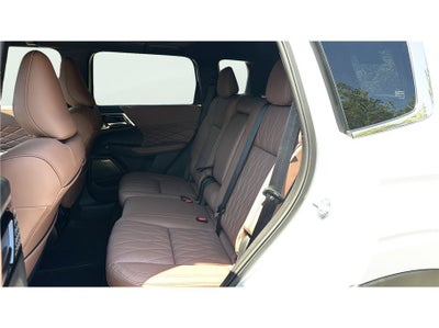 2026 Mitsubishi Outlander Plug-In Hybrid SEL Sport Utility 4D