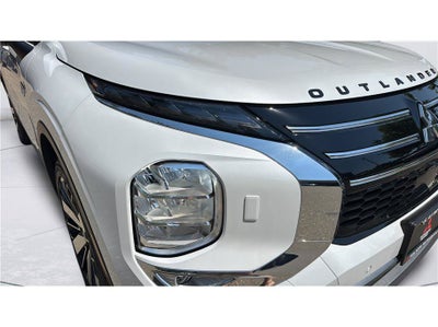 2026 Mitsubishi Outlander Plug-In Hybrid SEL Sport Utility 4D