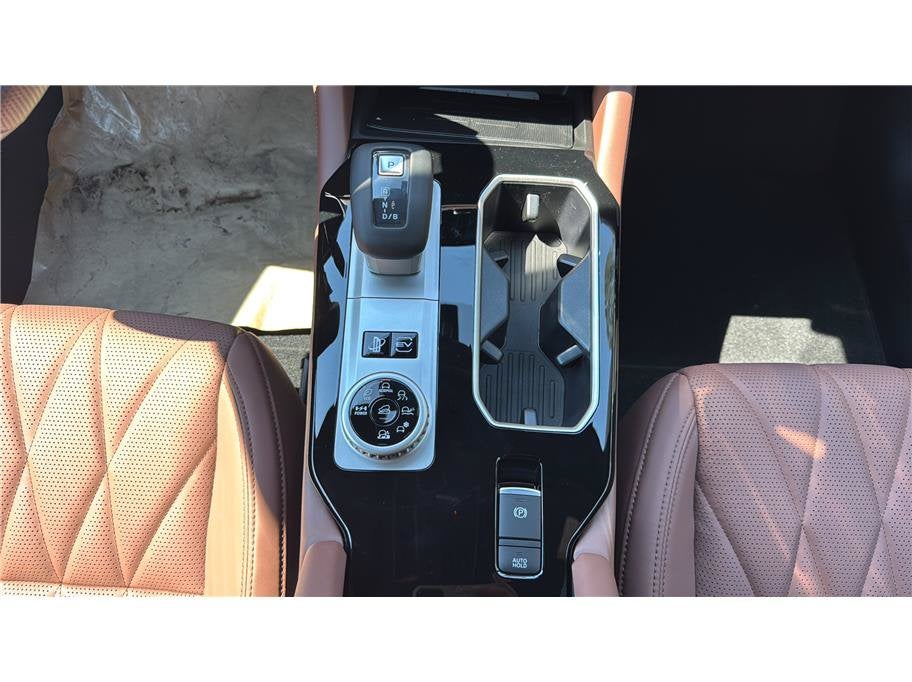 2026 Mitsubishi Outlander Plug-In Hybrid SEL Sport Utility 4D