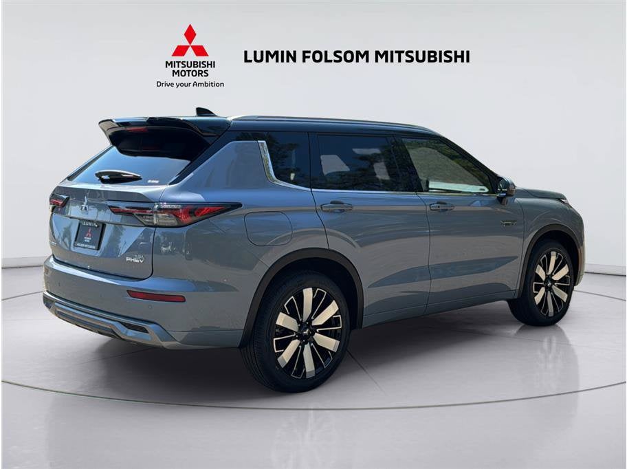 2026 Mitsubishi Outlander Plug-In Hybrid SEL Sport Utility 4D