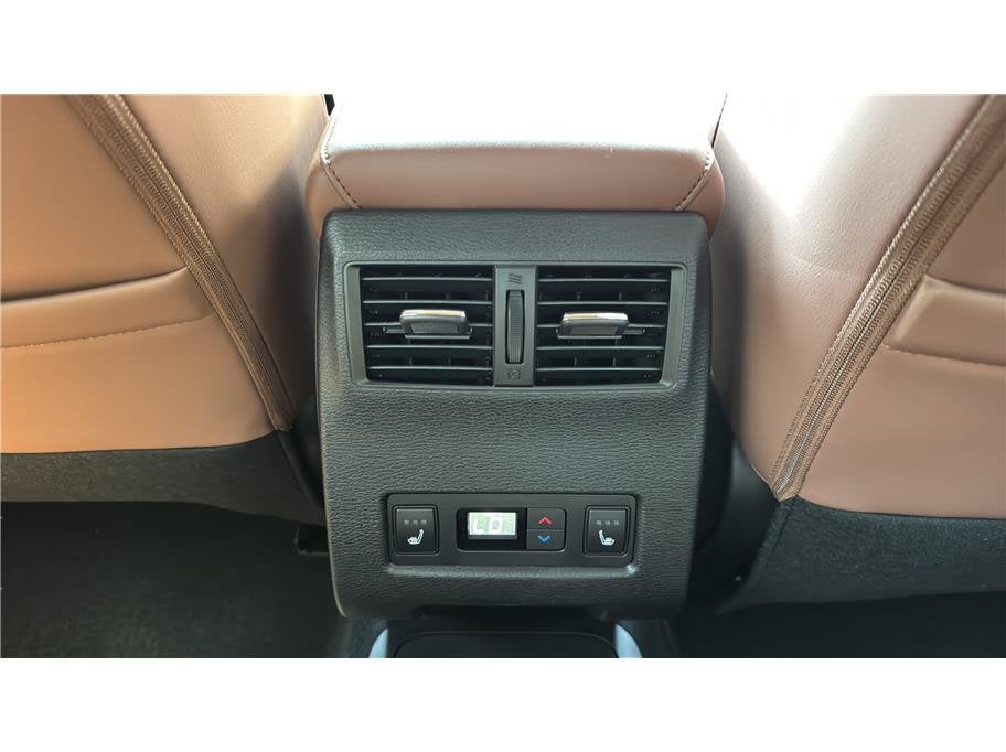 2026 Mitsubishi Outlander Plug-In Hybrid SEL Sport Utility 4D