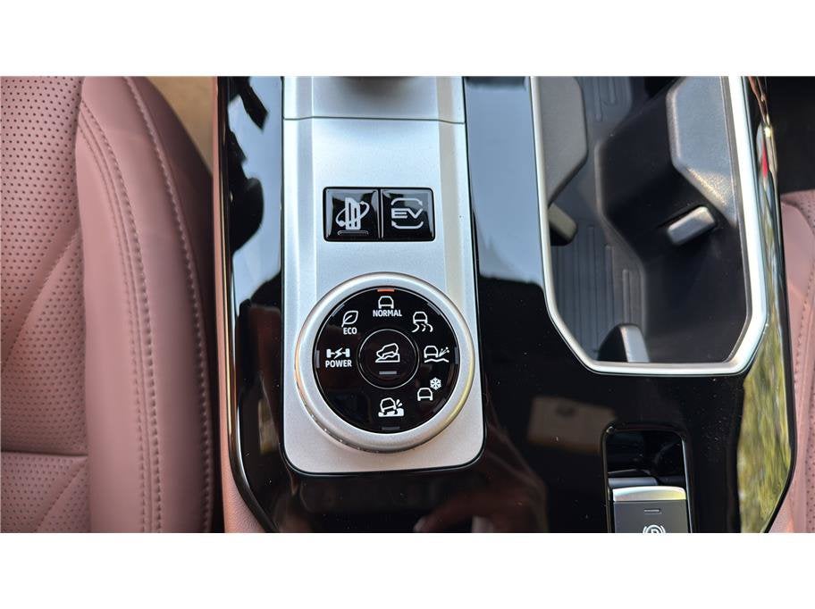 2026 Mitsubishi Outlander Plug-In Hybrid SEL Sport Utility 4D