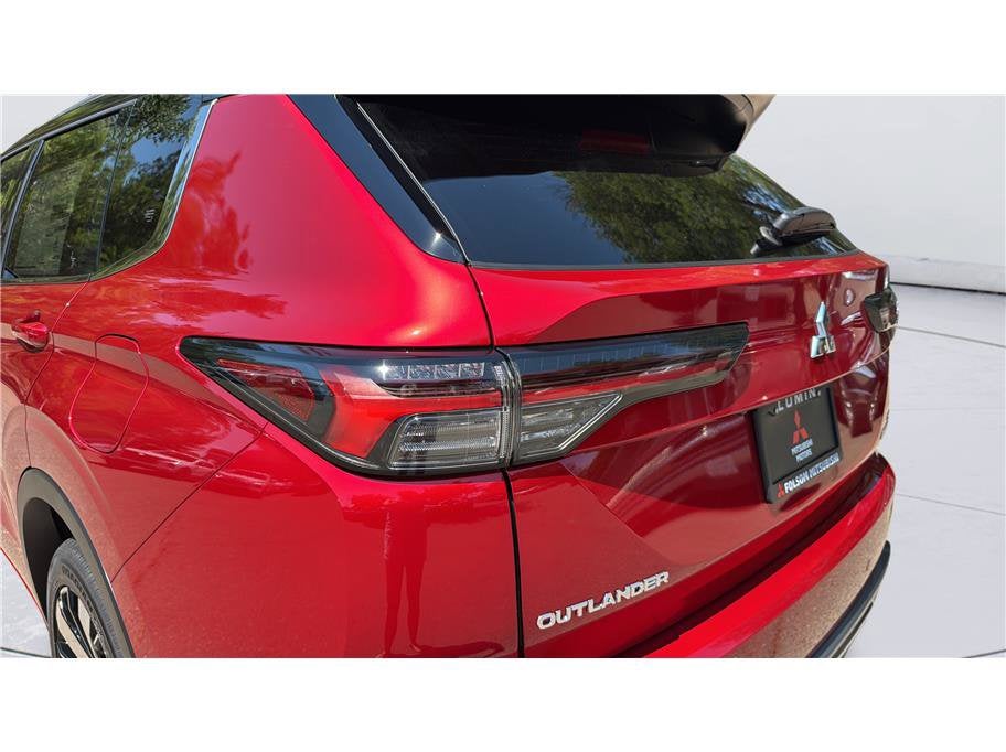 2026 Mitsubishi Outlander Plug-In Hybrid SEL Sport Utility 4D