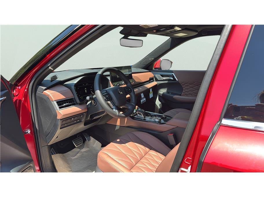 2026 Mitsubishi Outlander Plug-In Hybrid SEL Sport Utility 4D