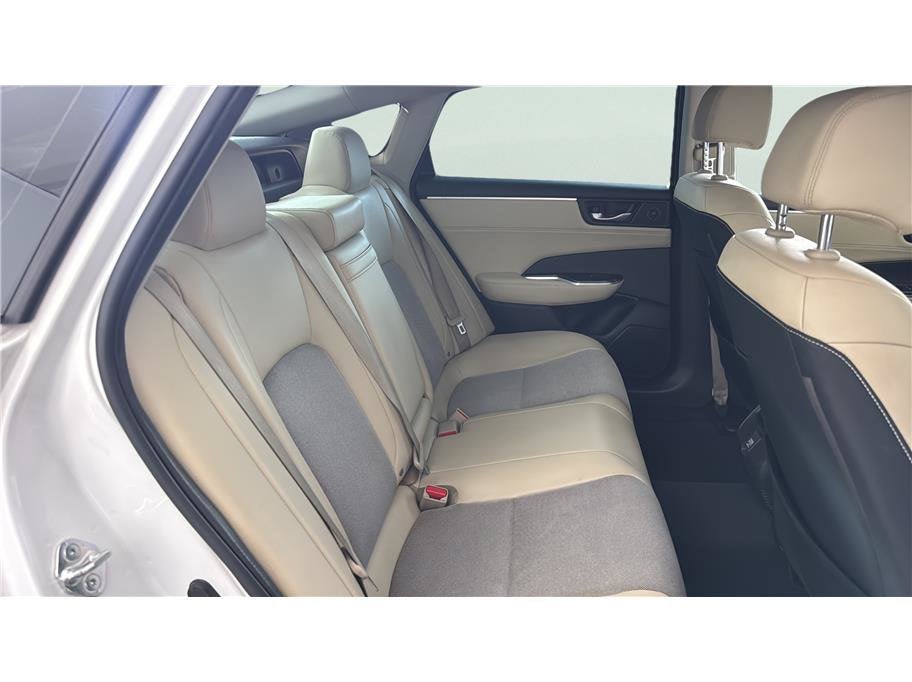 2018 Honda Clarity Plug-In Hybrid Sedan 4D
