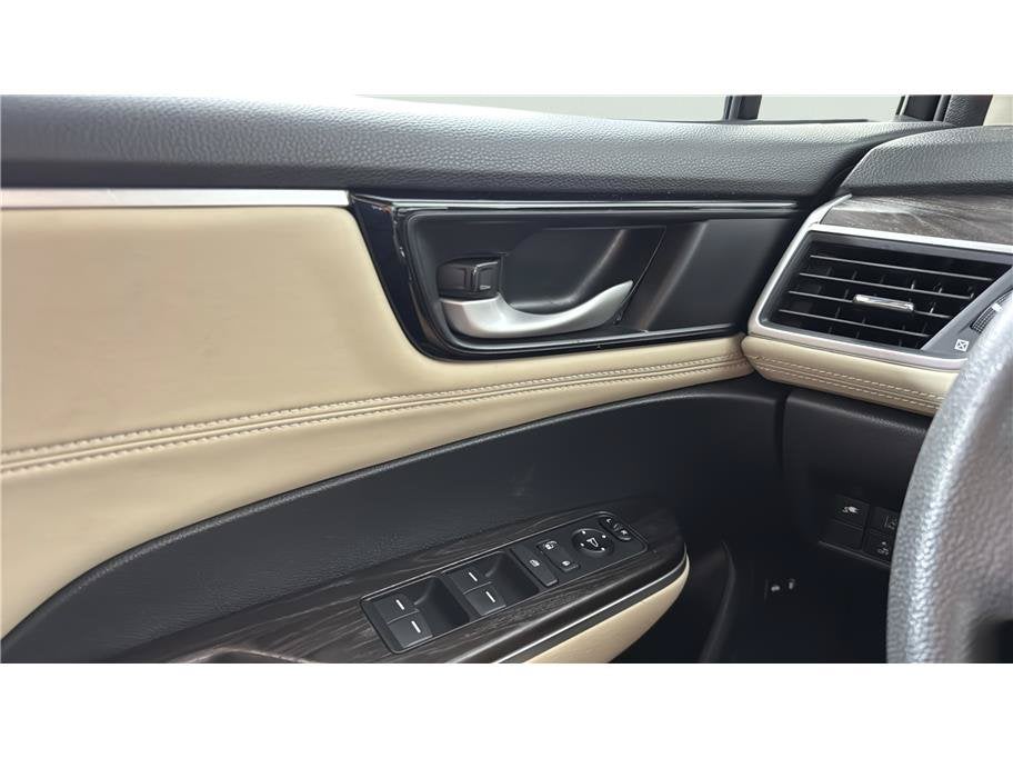 2018 Honda Clarity Plug-In Hybrid Sedan 4D