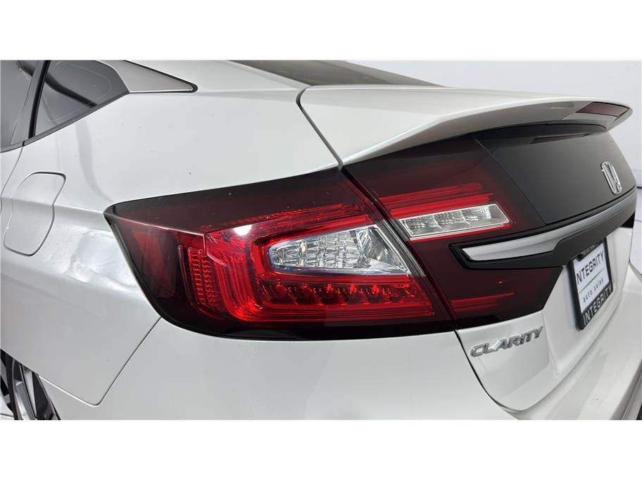 2018 Honda Clarity Plug-In Hybrid Sedan 4D