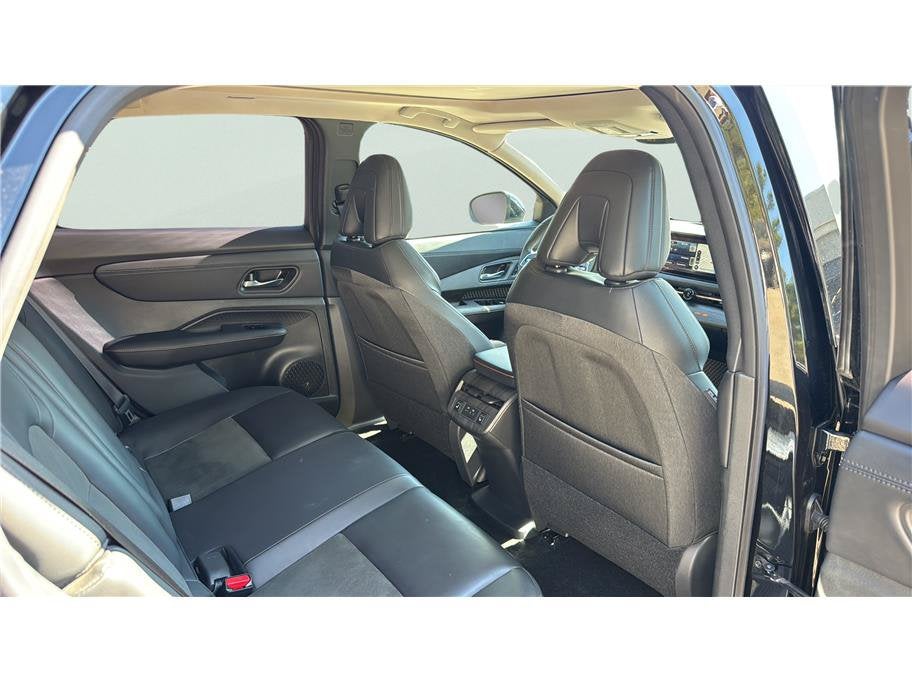 2024 Nissan ARIYA EMPOWER+