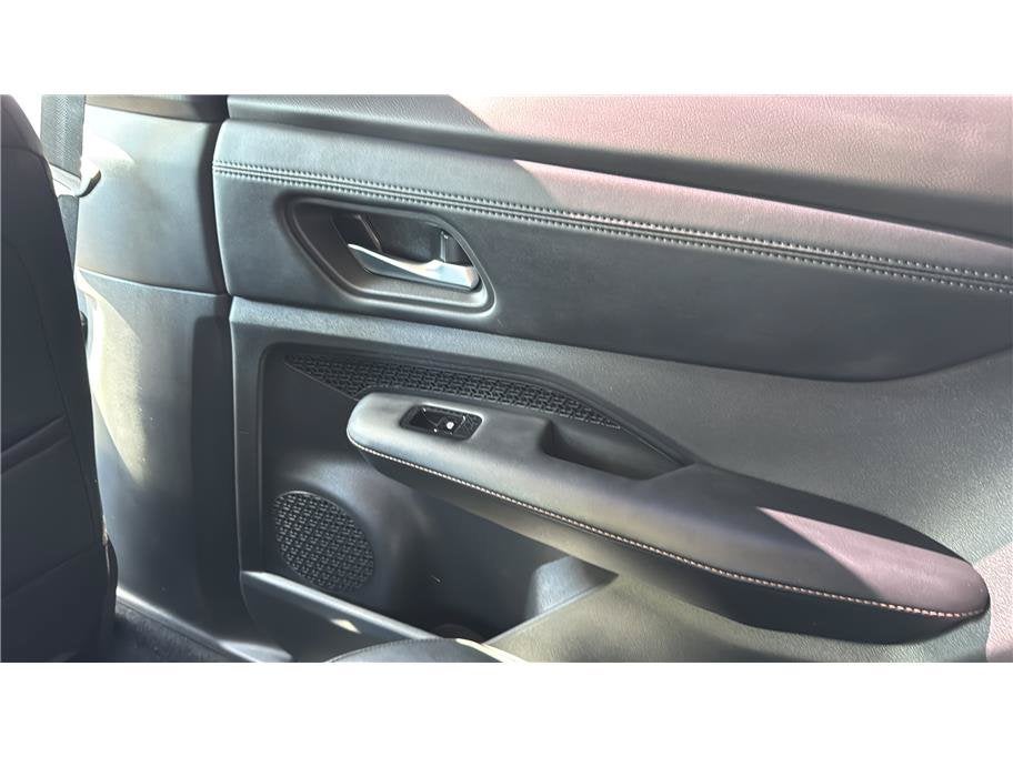 2024 Nissan ARIYA EMPOWER+