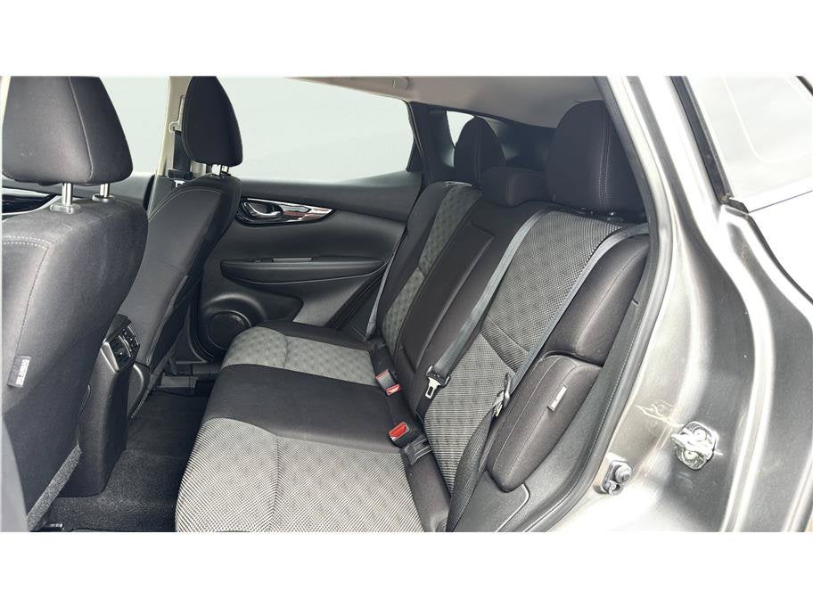 2021 Nissan Rogue Sport SV