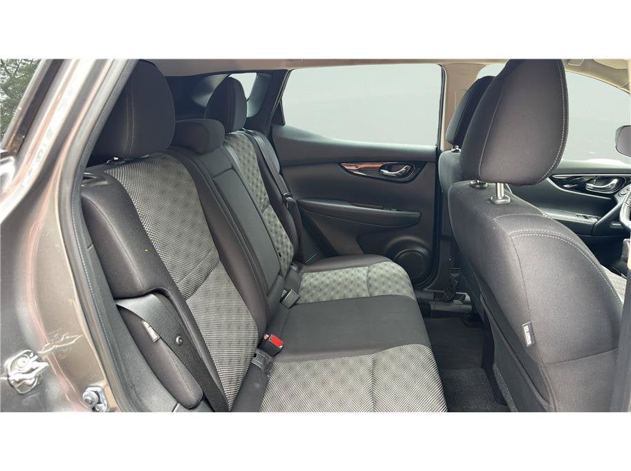 2021 Nissan Rogue Sport SV