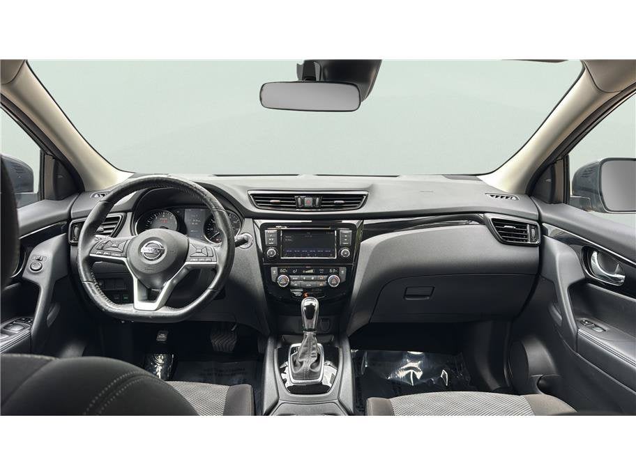 2021 Nissan Rogue Sport SV