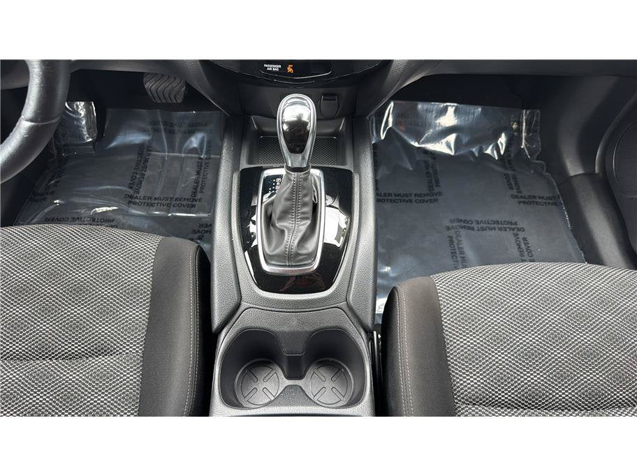 2021 Nissan Rogue Sport SV