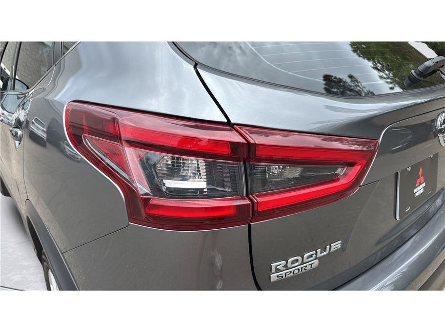 2021 Nissan Rogue Sport SV