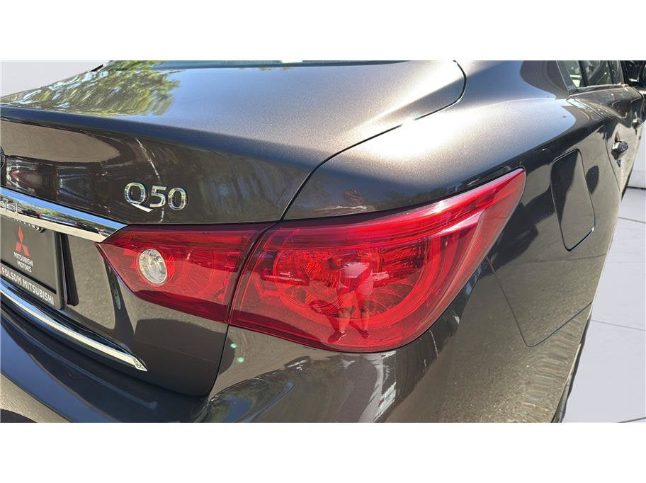 2015 INFINITI Q50 Premium