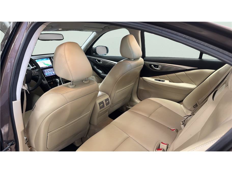 2015 INFINITI Q50 Premium