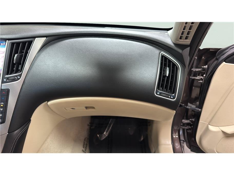 2015 INFINITI Q50 Premium
