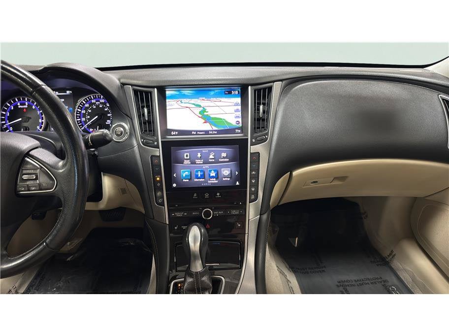 2015 INFINITI Q50 Premium