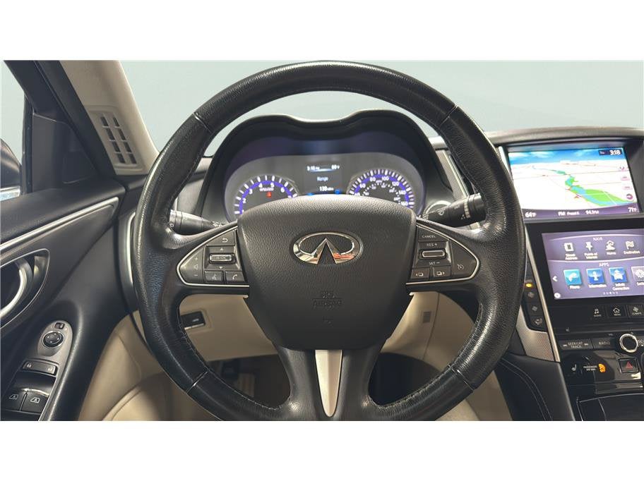 2015 INFINITI Q50 Premium