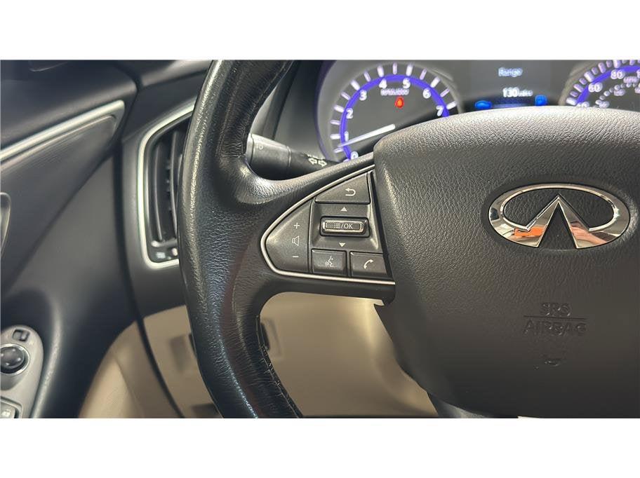 2015 INFINITI Q50 Premium