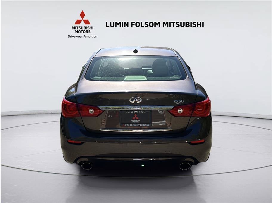 2015 INFINITI Q50 Premium