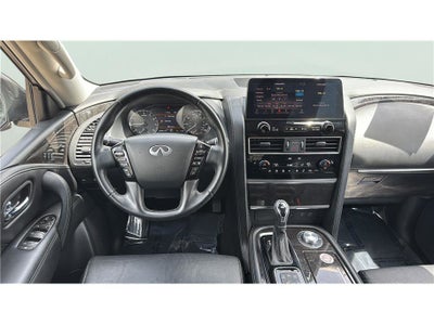 2024 INFINITI QX80 LUXE
