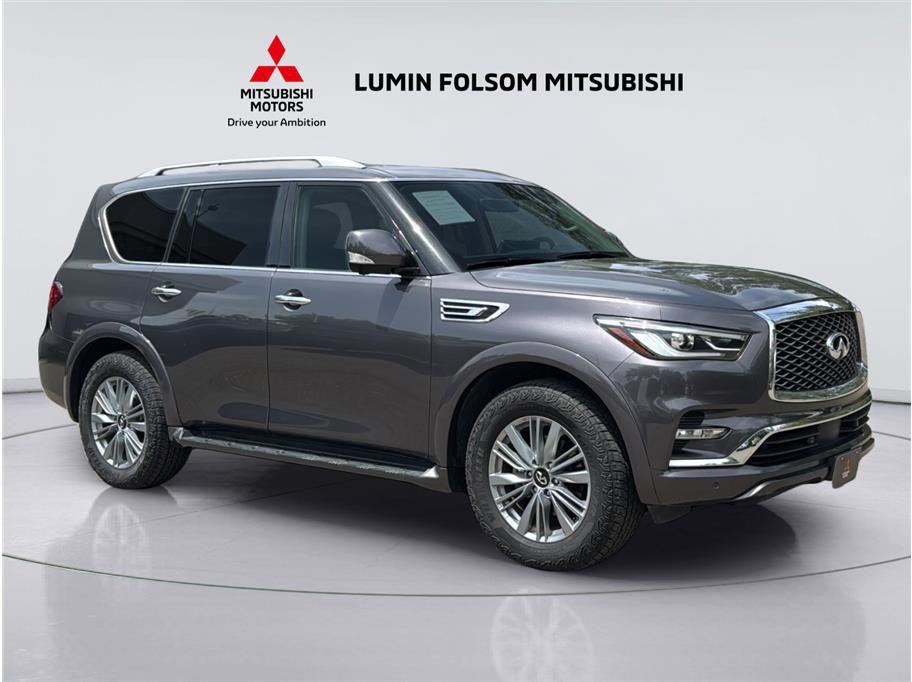 2024 INFINITI QX80 LUXE