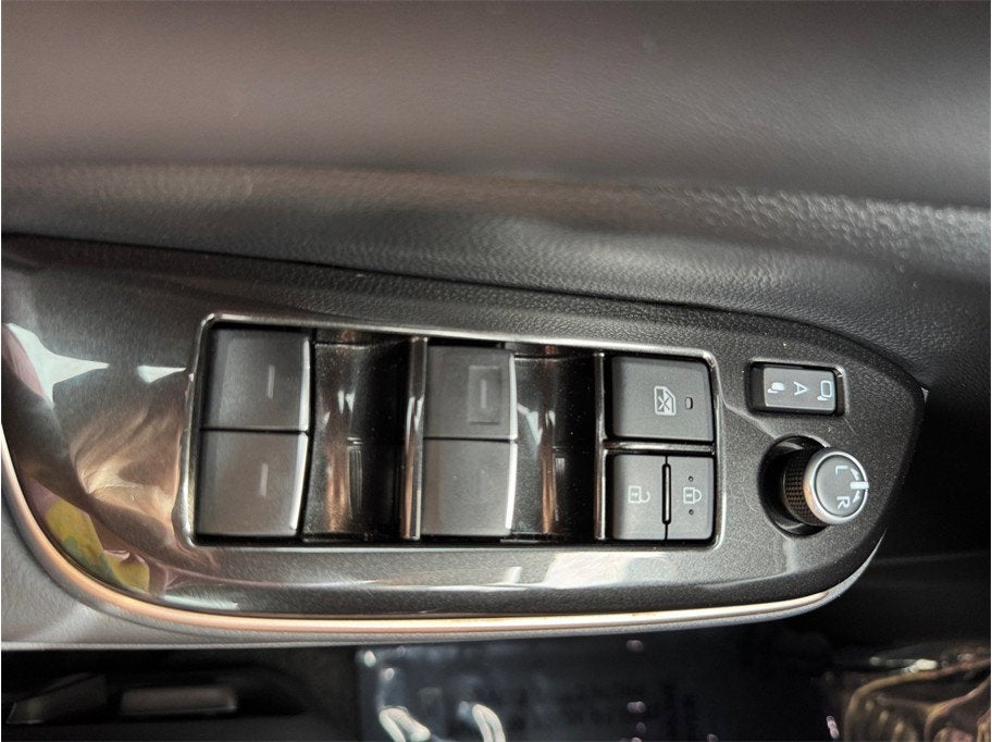 2024 Toyota Crown Limited Sedan 4D