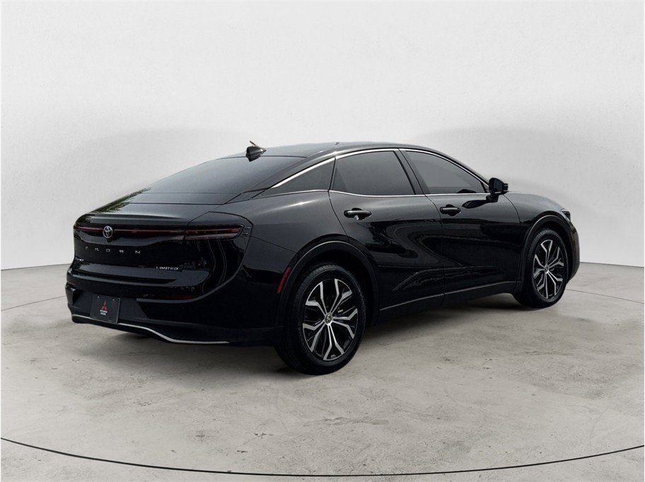 2024 Toyota Crown Limited Sedan 4D