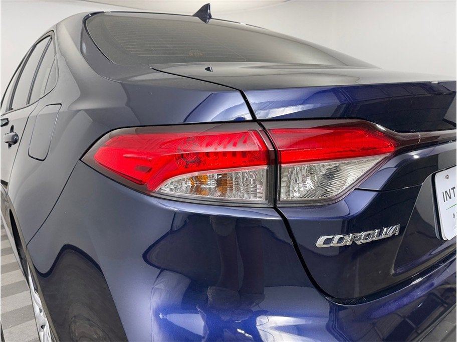 2024 Toyota Corolla LE Sedan 4D