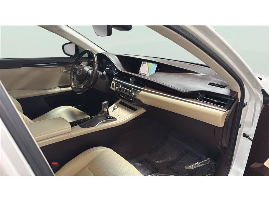 2016 Lexus ES 350 ES 350 Sedan 4D