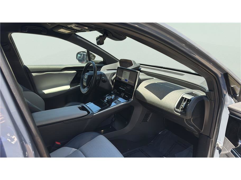 2023 Subaru Solterra Limited