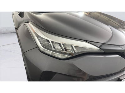 2021 Toyota C-HR XLE Sport Utility 4D