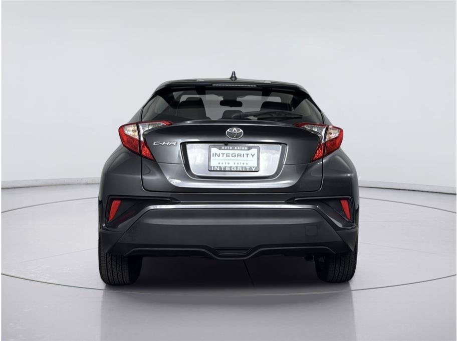 2021 Toyota C-HR XLE Sport Utility 4D
