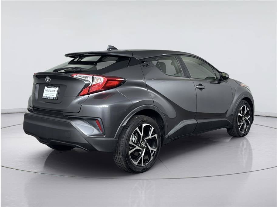 2021 Toyota C-HR XLE Sport Utility 4D