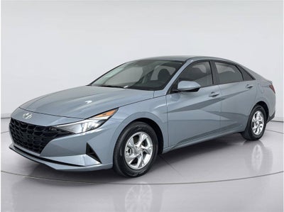 2023 Hyundai Elantra SE