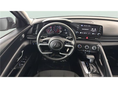 2023 Hyundai Elantra SE