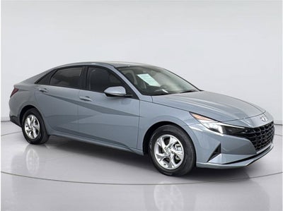 2023 Hyundai Elantra SE