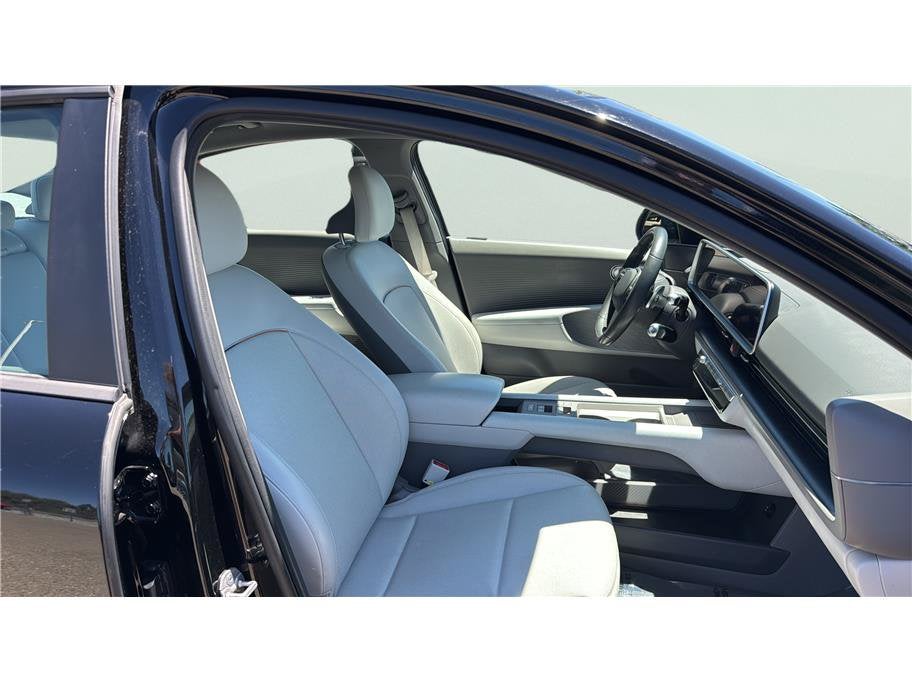 2024 Hyundai IONIQ 6 SEL