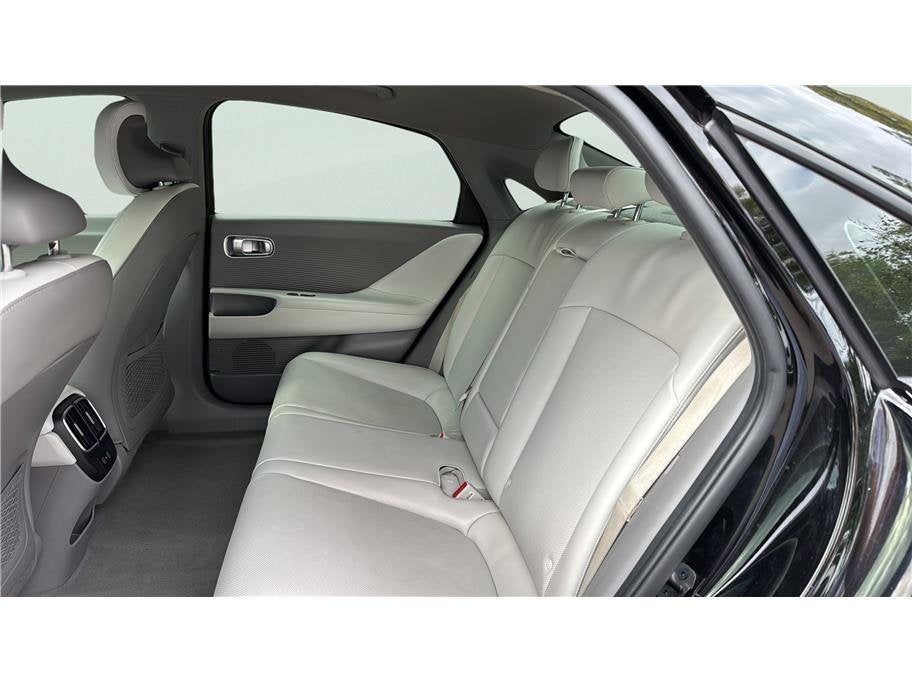 2024 Hyundai IONIQ 6 SEL