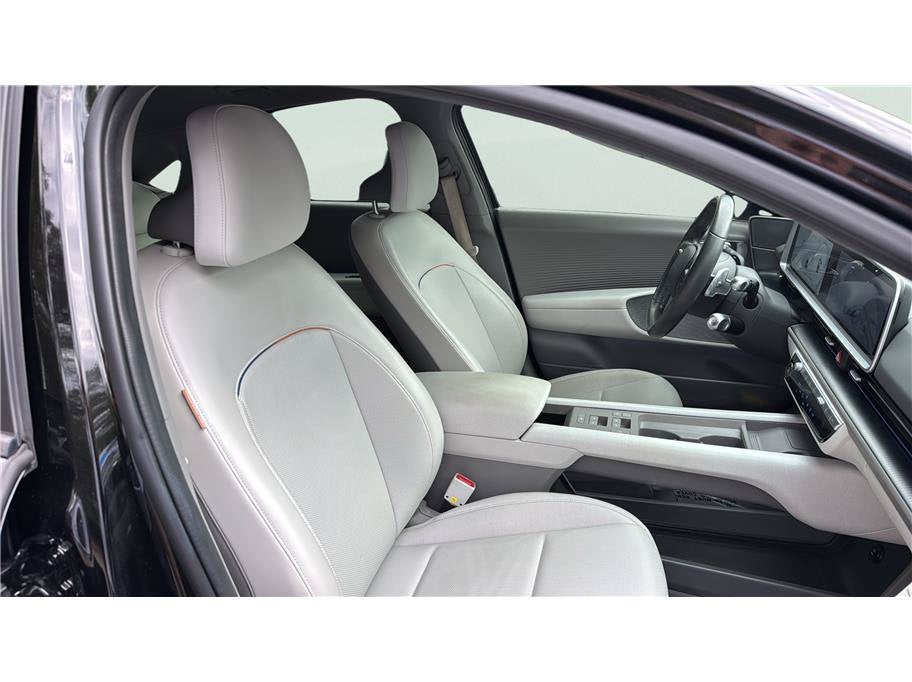 2024 Hyundai IONIQ 6 SEL
