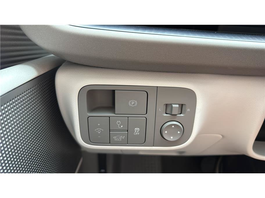 2024 Hyundai IONIQ 6 SEL